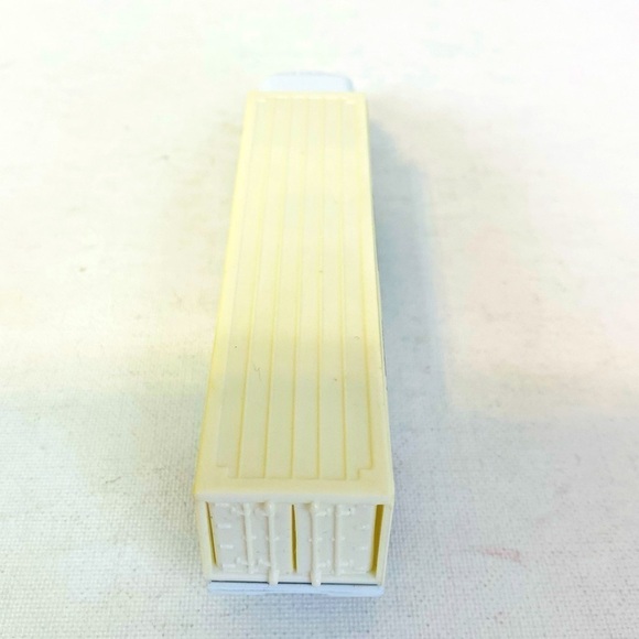 1981 Matchbox Mack Truck W/ Lucky Grocery Trailer 7” - Picture 6 of 8